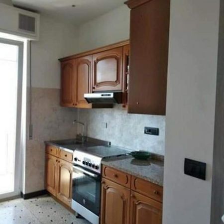 Ad Un Passo Dal Mare Apartamento Savona Exterior foto