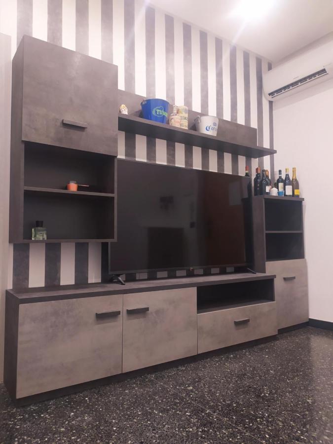 Ad Un Passo Dal Mare Apartamento Savona Exterior foto