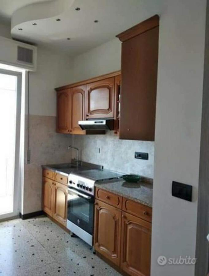 Ad Un Passo Dal Mare Apartamento Savona Exterior foto